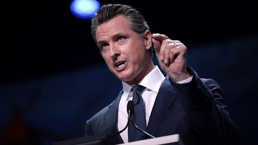 https://commons.m.wikimedia.org/wiki/File:Gavin_Newsom_(47998164696).jpg
