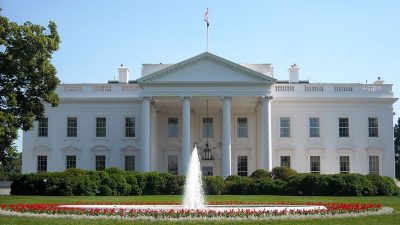 https://commons.wikimedia.org/wiki/File:White_House_DC.JPG