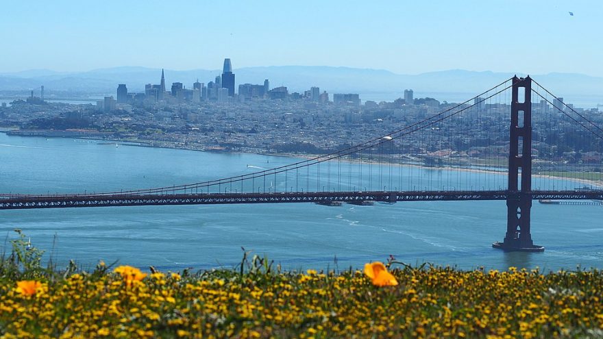 https://commons.wikimedia.org/wiki/File:San_Francisco_from_the_Marin_Headlands_in_March_2019.jpg